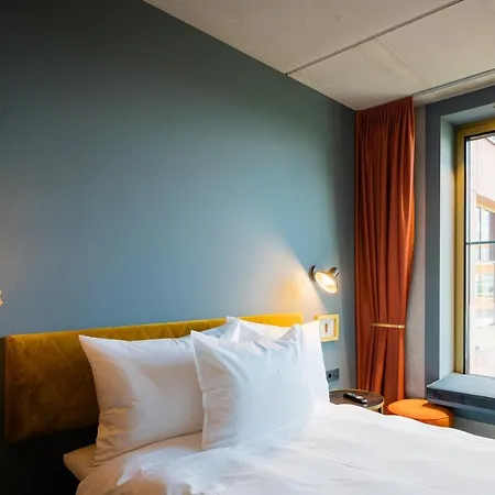 Gambino Werksviertel 호텔 3*