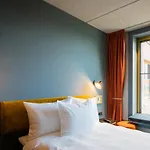 Gambino Werksviertel Szálloda 3*